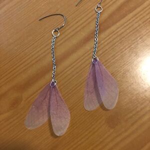Elegant purple Wing Earrings